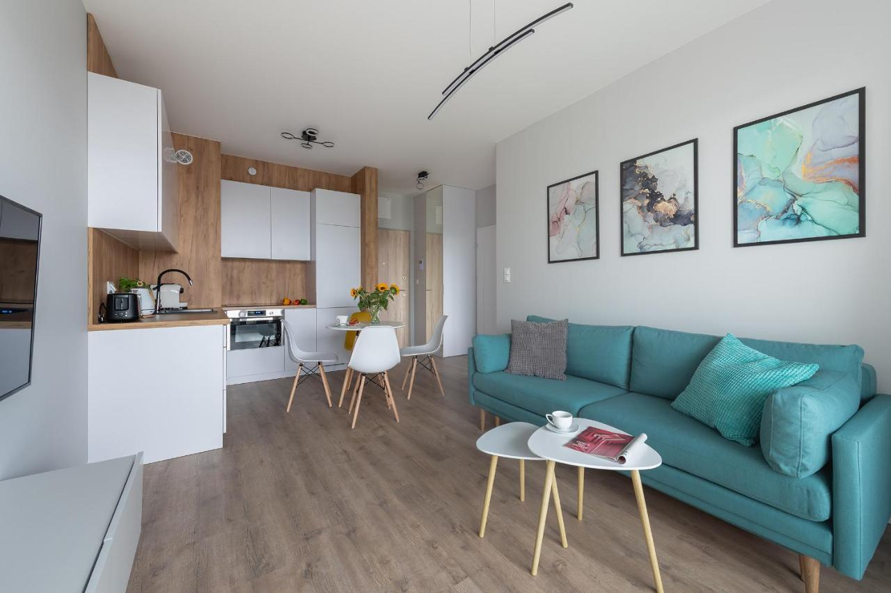 Airport Okecie Cybernetyki Apartments Warsawa Bagian luar foto